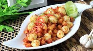 Untuk bahan isian bisa menggunakan sayur apa saja, pada menu kali ini menggunakan bayam dan jagung manis. Resep Sambal Goreng Kentang Telur Puyuh Tanpa Santan Spesial