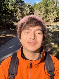 Two Trinity Health employees recently received the Minot Area Chamber EDC  Eagle Award for excellent customer service. 👏 👏 Congratulations, Arnold  Buado and Dr. Cumani! If you would like to nominate someone