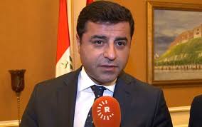 22 haziran 2014'te seçildiği halkların demokratik partisi eş genel başkanlığı görevini 11 şubat 2018. Selahattin Demirtas Tan Rudaw A Mektup Rudaw Net