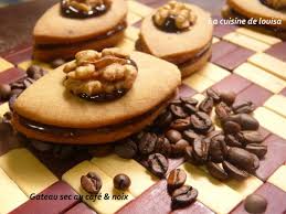 Gateau Sec Au Cafe Noix Le Blog De Lacuisinelouisa Gateau Sec Alimentation Gateau