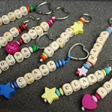 Porte Cle Bois Personnalise Avec Prenom Porte Cle Porte Cle Prenom Perle