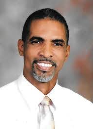 Lester Rollins's Instagram, Twitter & Facebook