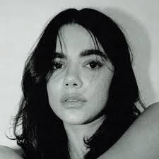 Patricia Schunk's Instagram, Twitter & Facebook