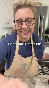 I’m back!! I’ve missed yall! Lets make Chocolate Cream pie! #fypシ゚viral  #foryoupage #creatorsearchinsights #pie #chocolate #chocolatepie  #easyrecipe #delicious #dessert #creamcheese #coolwhip