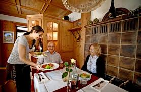 1 2 3 4 5. Lokaltermin Deutsches Haus In Schorndorf Panzerotti Und Bratkartoffeln Stuttgart Stuttgarter Zeitung