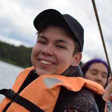 El sitio The Sun reporta que MARINA y Jack Patterson (Clean Bandit) han  terminado oficialmente su relación amorosa después de 5 años juntos.