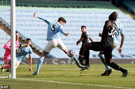 This article covers brighton & hove albion vs west ham united betting tips and predictions, and these are the betting odds. Manchester City 2 1 West Ham Hosts Make It 20 Wins In A Row Daily Mail Online