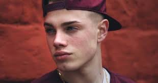 𝓛𝓾𝓲𝓼 𝓔𝓶𝓶𝓪𝓷𝓾𝓮𝓵🍃🖤