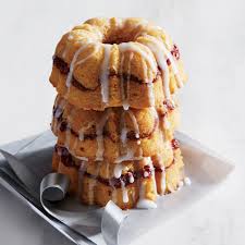 I was even sort of hesitant about them, but literally that night, i was watching gilmore girls and emily served mini lemon bundt cakes at friday night dinner. Must Have Mini Cake Recipes Myrecipes