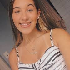 Amanda Heald's Instagram, Twitter & Facebook