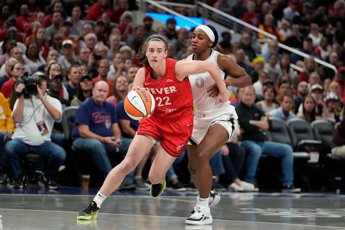 Indiana Fever star Caitlin Clark breaks the WNBA's single-season record for  assists | NEWS10 ABC