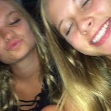 Molly Duncan (@mollyduncan55)