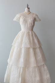 Simple white tiered chiffon short cheap wedding dress. Vintage 1950s Wedding Dress 50s Ivory Cotton Eyelet Tiered Wedding Gown With Cap Sleeves And Full Skirt Waist 25 Tiered Wedding Dress Ball Gown Wedding Dress Fairytale Dress