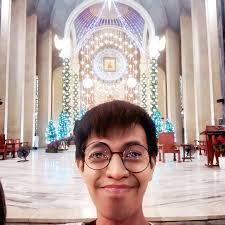 FR. BRIX of Our Lady Of Pentecost Parish is giving James Bartolome of Ayala  Cinemas. Happy 2nd Sunday of Advent! #MakeSpaceForTheLord #Doppelganger  #iKMJSnaYan