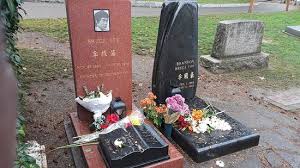 About press copyright contact us creators advertise developers terms privacy policy & safety how youtube works test new features press copyright contact us creators. Graves Of Bruce Brandon Lee Bild Von Bruce Lee Grave Site Seattle Tripadvisor