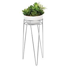 I portavasi disponibili sono però molto diversi da quelli che abbiamo appena descritto sia per la forma che per il materiale. Mdesign Midcentury Portavasi Da Terra In Metallo Portapiante Da Interno Con Design Rotondo Moderno E Gambe A Forcina Versatili Fioriere Da Interno E Esterno Bronzo Portavasi Com Giardino E Giardinaggio