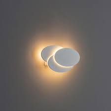 Think sleek, fashionable designs that look right at home on a wide range of mod homes. Wall Light White Modern Led 3 Lamps Triple Lunar