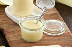 Une Recette Facile Pour Faire Votre Lait Condense Sucre A La Maison Recipe Homemade Condensed Milk Condensed Milk Frozen Dessert Recipe