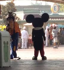 Goofy Costumes Through The Years Disney Wiki Fandom