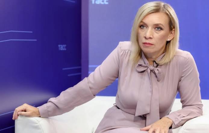 Zaxarova: Fransa Rusiyaya hücum icazəsi ilə Ukraynanı məhv edir