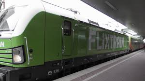 Pokud jsi dopravák, pak tvoje myš měla jezdit po dopravních podložkách, co myslíš? Kurzvideo Flixtrain Mit Gruner Vectron In Duisburg Hbf Youtube