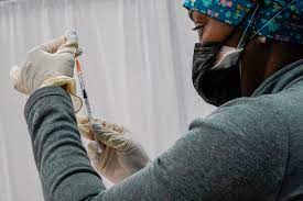 Treatment for this type of blood clot is different than the typical anticoagulant drug called heparin used to treat blood clots, according to the statement. Oqr Cesmaizf3m