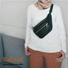 Lihat ide lainnya tentang tas, tas pinggang, model tas tangan. Harga Waistbag Polos Terbaik Tas Pinggang Tas Wanita April 2021 Shopee Indonesia