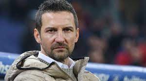 Jun 23, 2021 · komphela has been heavily linked with a move to pirates now that coach josef zinnbauer's future is a subject of speculation. Josef Zinnbauer Das Macht Der Trainer Nach Dem Rauswurf Beim Hsv Fussball