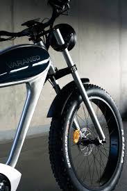 Retro chopper look, limitiert, sportlich und auffallend. Tritt Auch Du Dem Varaneo Bike Club Bei E Bike Cafe Racer Klapprad