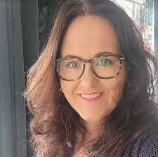 Marcella Dowling's Instagram, Twitter & Facebook