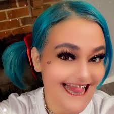 Heather Lockard Moody (@heatherlockardmoo)