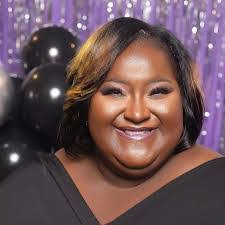 Candace Jones's Instagram, Twitter & Facebook