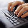 Its simple exercises aid in the development of fast typing skills without looking at the keyboard. 1