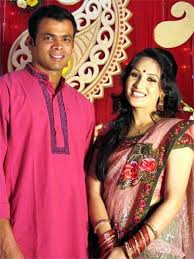 His height is 5 feet 11 inches. Bangladeshi Cricketers With Wives Couple Photo Collection Live Cricket Updates Scores Of World