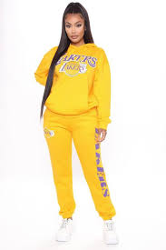 Browse los angeles lakers jerseys, shirts and lakers clothing. Nba Pass The Ball Lakers Hoodie Yellow Graphic Tees Fashion Nova