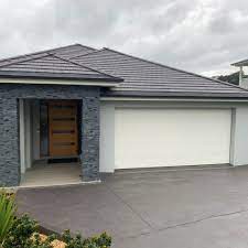 standard white panel garage door garagedeur witte lambrisering lambrizering