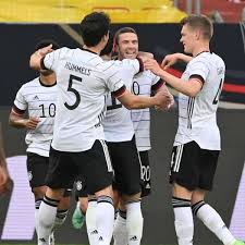16 teams kämpfen in den playoffs um restlichen vier plätze. Acht Tore Im Letzten Em Test Dfb Team Besiegt Lettland Locker Fussball