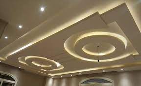 This pop ceiling design is trending with the attractive edgy pattern which adds a delightful touch to the interior style of the house. Down Selling Designs For Living Room
