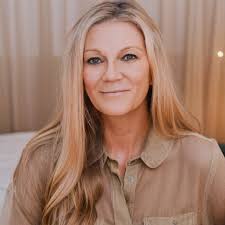 Janet (Ashley) McDavid-Fitak