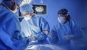 It is a surgical oncologist's job to surgically excise tumors, and in some cases, surrounding tissue, as necessary to prevent the tumor from spreading. Surgical Oncology Fellowship Moffitt
