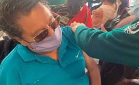 Los intresados deben presentar una identificación oficial y comprobante de domicilio original, además de llevar impreso el comprobante de cita del portal oficial mivacuna.salud.gob.mx Covid Edomex Alistan Vacuna Para Personas De 50 A 59 Anos En 11 Municipios