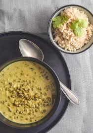 Dal Mit Grunen Mungobohnen Und Kokosmilch Moong Dal Mampfness Rezept In 2020 Mungobohnen Mungobohnen Rezept Lebensmittel Essen