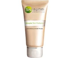 The first garnier hair care product, made from natural plant ingredients, was patented in the year 1904 by alfred amour garnier. Garnier Miracle Skin Perfector Bb Cream 50ml Ab 4 15 Preisvergleich Bei Idealo De