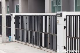 Apakah anda tertarik menggunakan pagar jenis ini di rumah anda? 9 Desain Pagar Besi Minimalis Untuk Hunian Mungil Beserta Kelebihannyaa Rumah123 Com