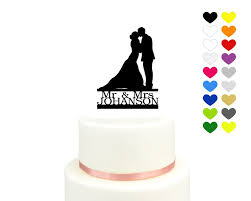Luxus tortenfigur tortenaufsatz embrace hochzeit deko brautpaar porzellan torte. Cake Topper Romantisches Brautpaar Strumpfband De