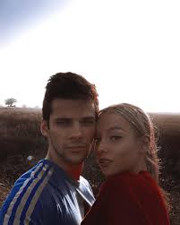 Ester expósito is a 21 year old spanish actress. Ester Exposito Y Alvaro Rico De Elite Rompen Su Relacion