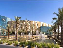 Garden design is one of kuwait's premier residential and commercial landscape companies.provides a complete solution requirements with unrivaled expertise 360 Mall Vertical Gardens Greenroofs Com