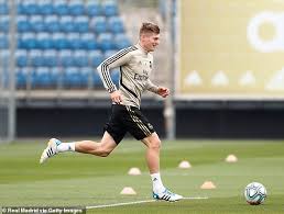 Toni kroos (real madrid) adidas 11pro. Toni Kroos Rules Out Move To England When His Real Madrid Contract Expires