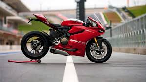 Get broadband plan 1299 go big with 300gb data and 100gb for seamless youtube and more! Ducati Panigale 1299 Acceleration Motostatz Motostatz