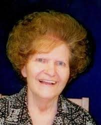 Nell Horton's Instagram, Twitter & Facebook